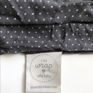 The wrap by solly baby - charcoal Swiss dot